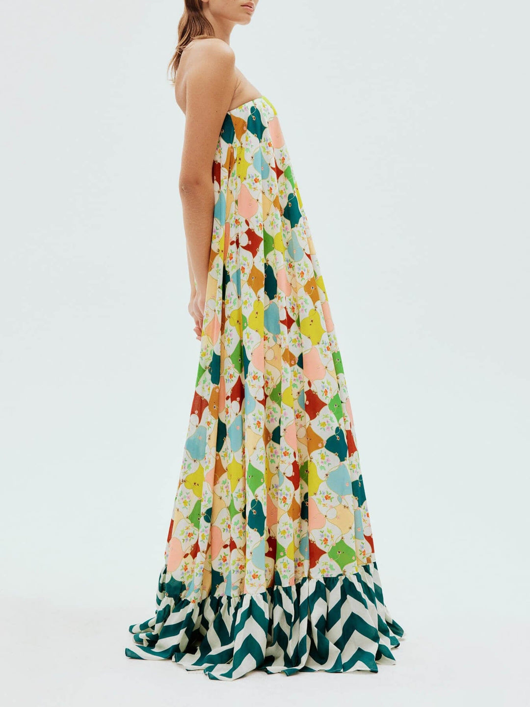 Unique Print Contrast Sleeveless Off-The-Shoulder Maxi Dress