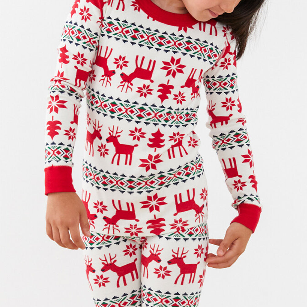 Klassinen Christmas Deer Print -perheen yhteensopiva pyjamasetti (lemmikkikoiran vaatteilla)