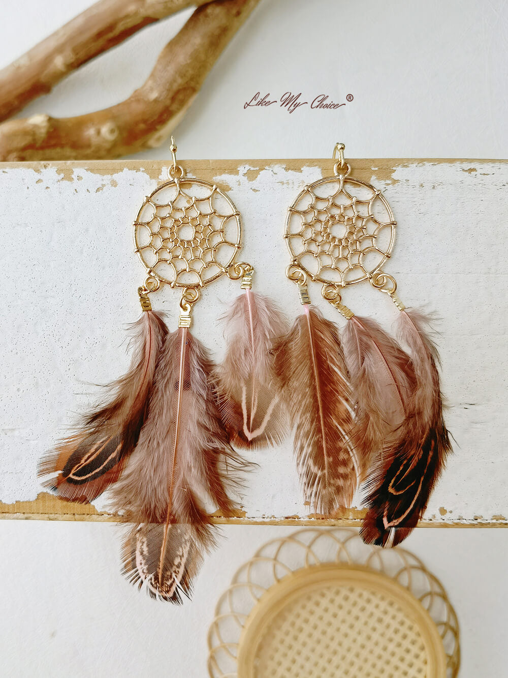 Pendientes bohemios con estilo atrapasueños largos de plumas