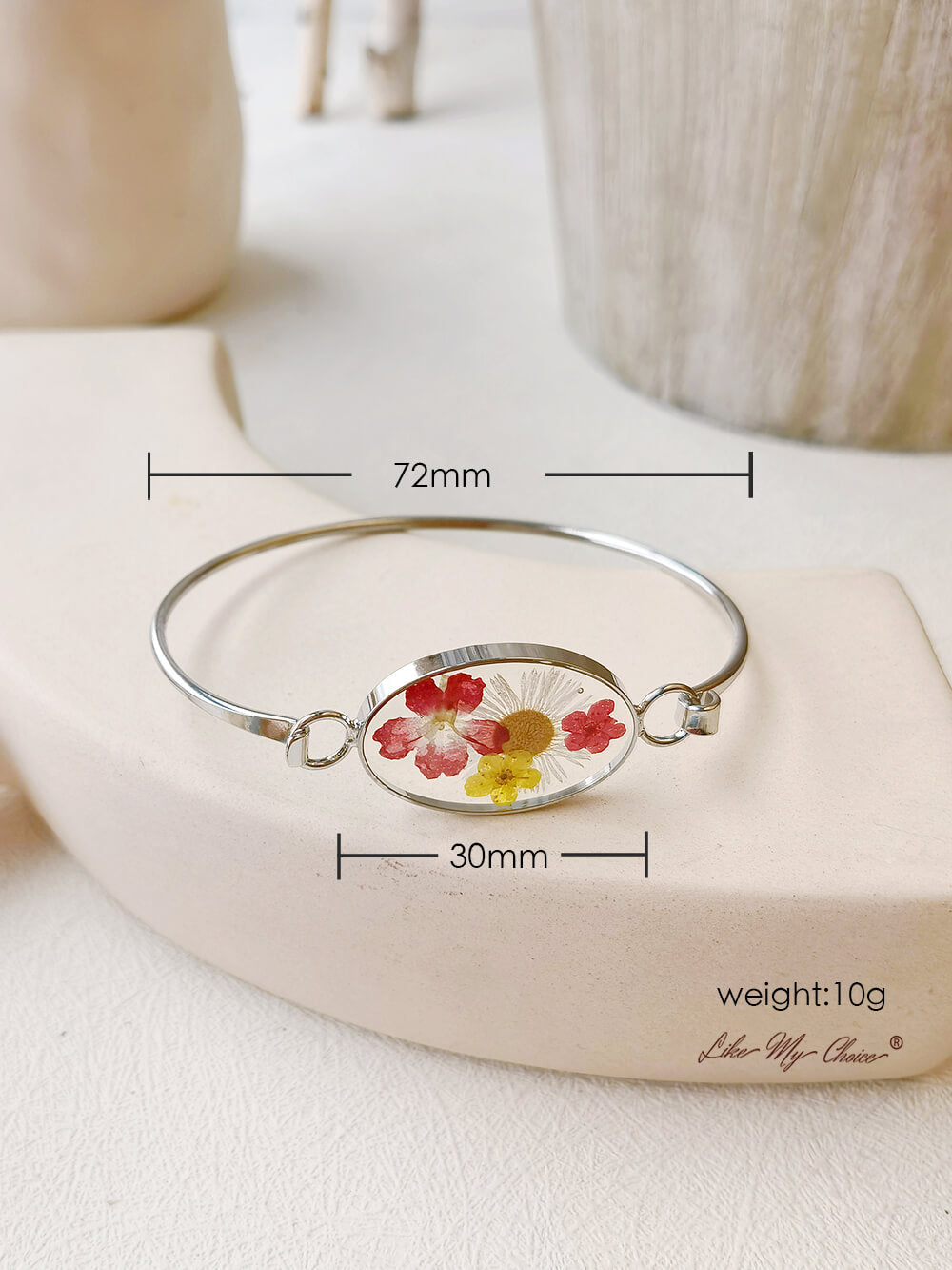 Bracciale regolabile con fiori secchi in resina fatta a mano