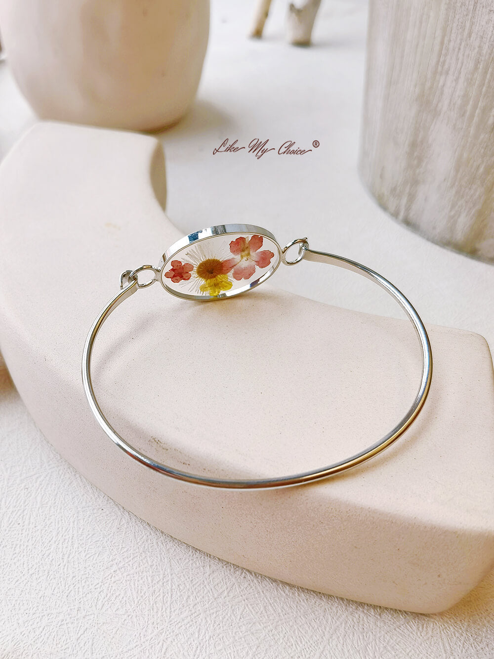 Handmade Resin Dried Flowers Adjustable Bracelet