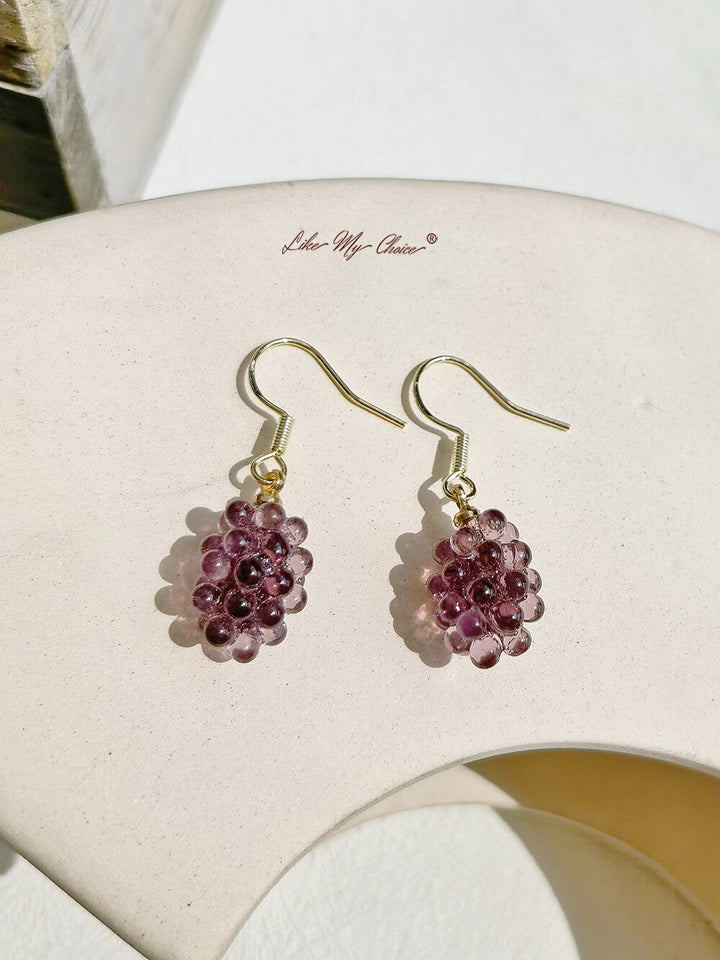 Pendientes de uva morada