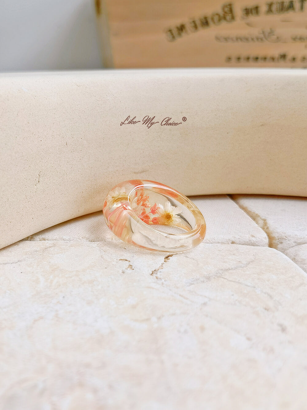 Hvid Daisy Oval Resin Ring