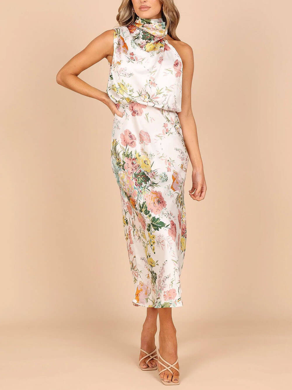 Λουλουδάτο φόρεμα με λαιμόκοψη με ελαστική μέση