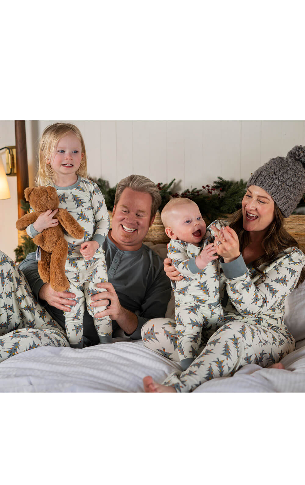 Juletretrykk familiepyjamas