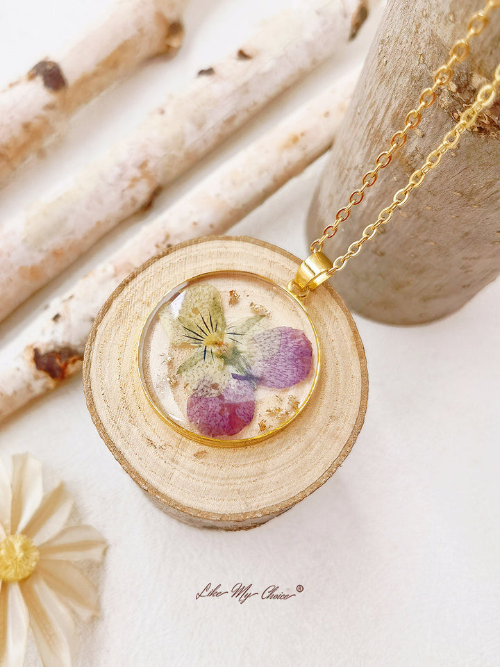 Orchid Elegance Necklace