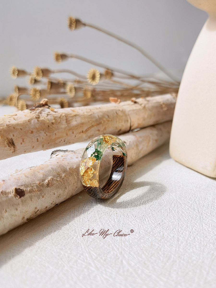 خاتم مصنوع يدويًا من الراتنج المجفف على شكل زهرة - زهرة من رقائق الذهب
