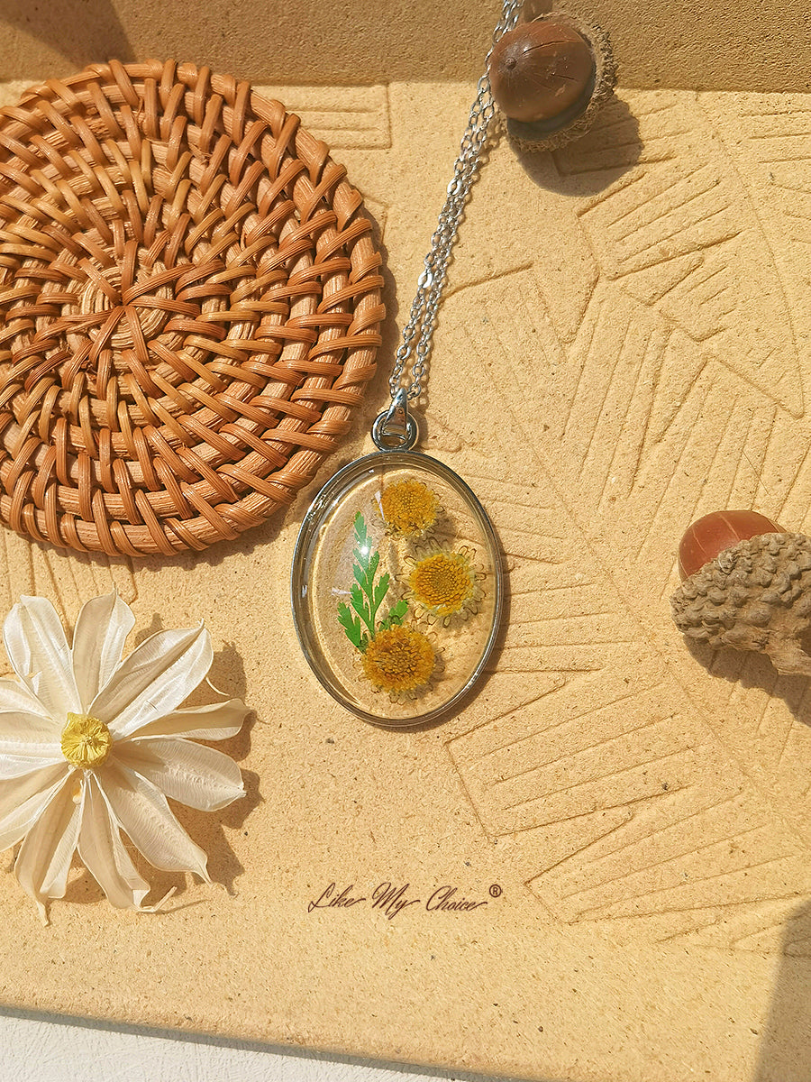 Harpiks vedhæng halskæde med evige solsikke tørrede blomster