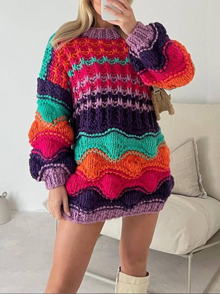 Farverig bølget strikket trøjekjole