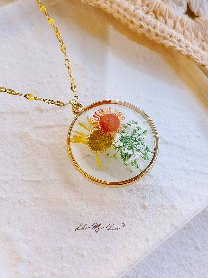 Náhrdelník s lisovanou květinou - Pryskyřičná slunečnice Daisy