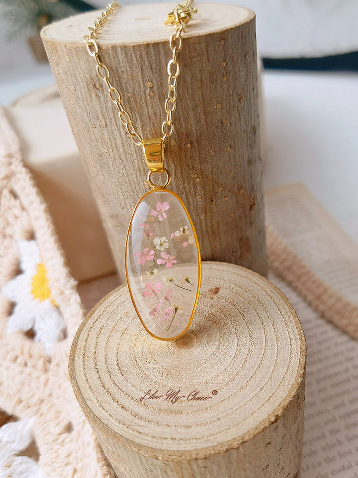 Mini Tulip Golden Oval Pendant Natural Resin kaulakoru