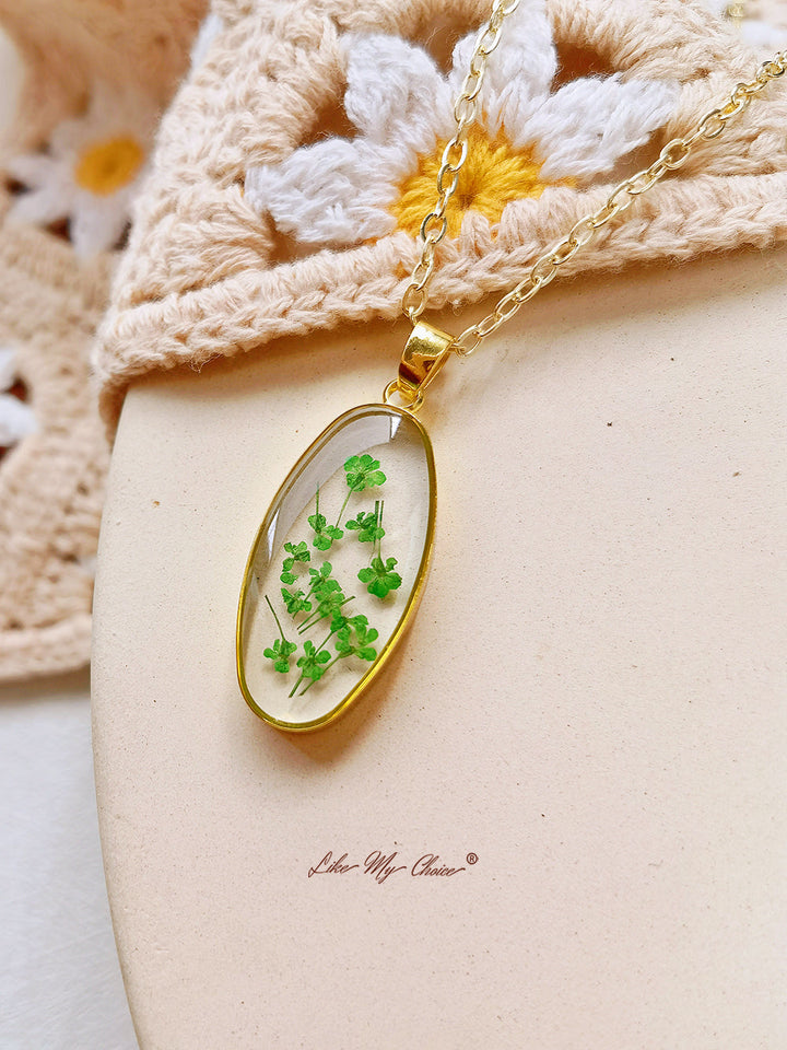 Mini Tulip Golden Oval Pendant Natural Resin halskæde