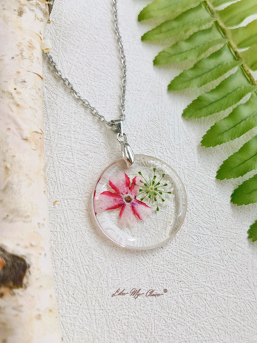 Královna Anne krajka Pink Mallows květina botanický přívěsek kruh náhrdelník