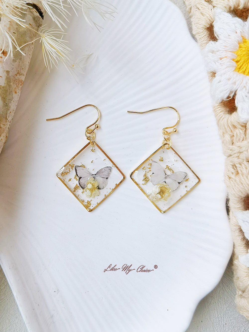 Gypsophila Dried Flower Butterfly Square Earrings