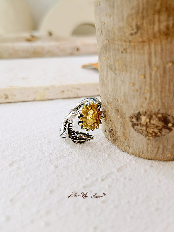 Sunflower Ring Opens Adjustable