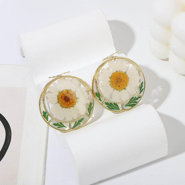 Epoxy Round White Crystal Chrysanthemum Earrings