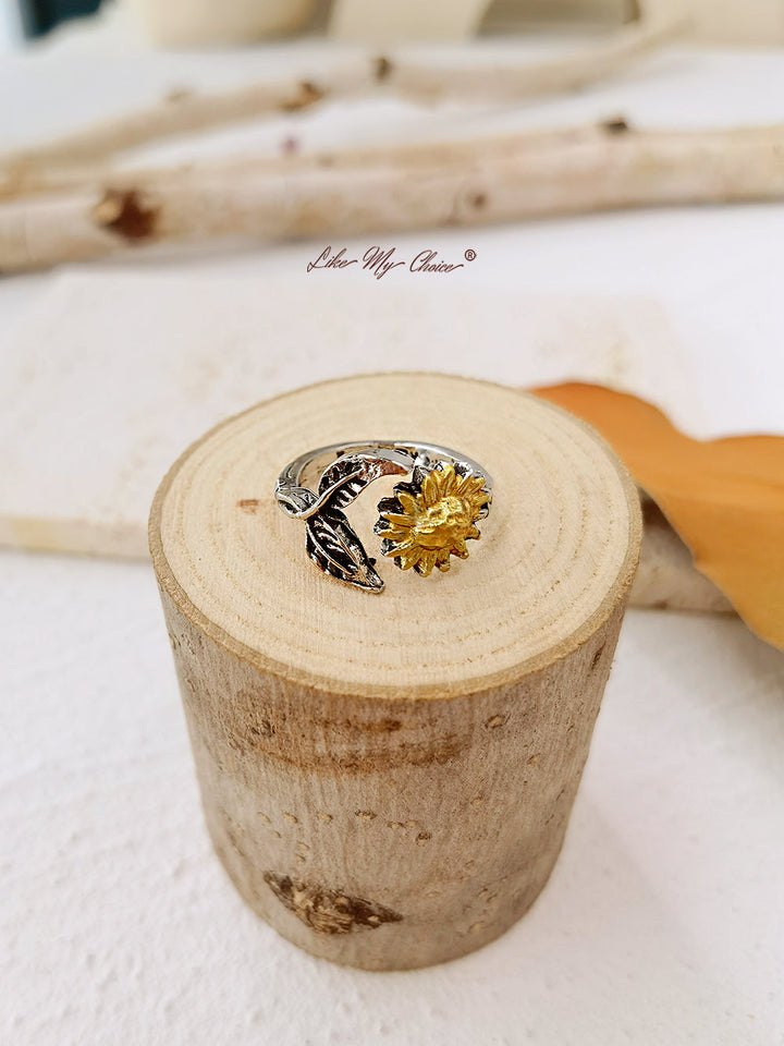 Sunflower Ring Opens Adjustable