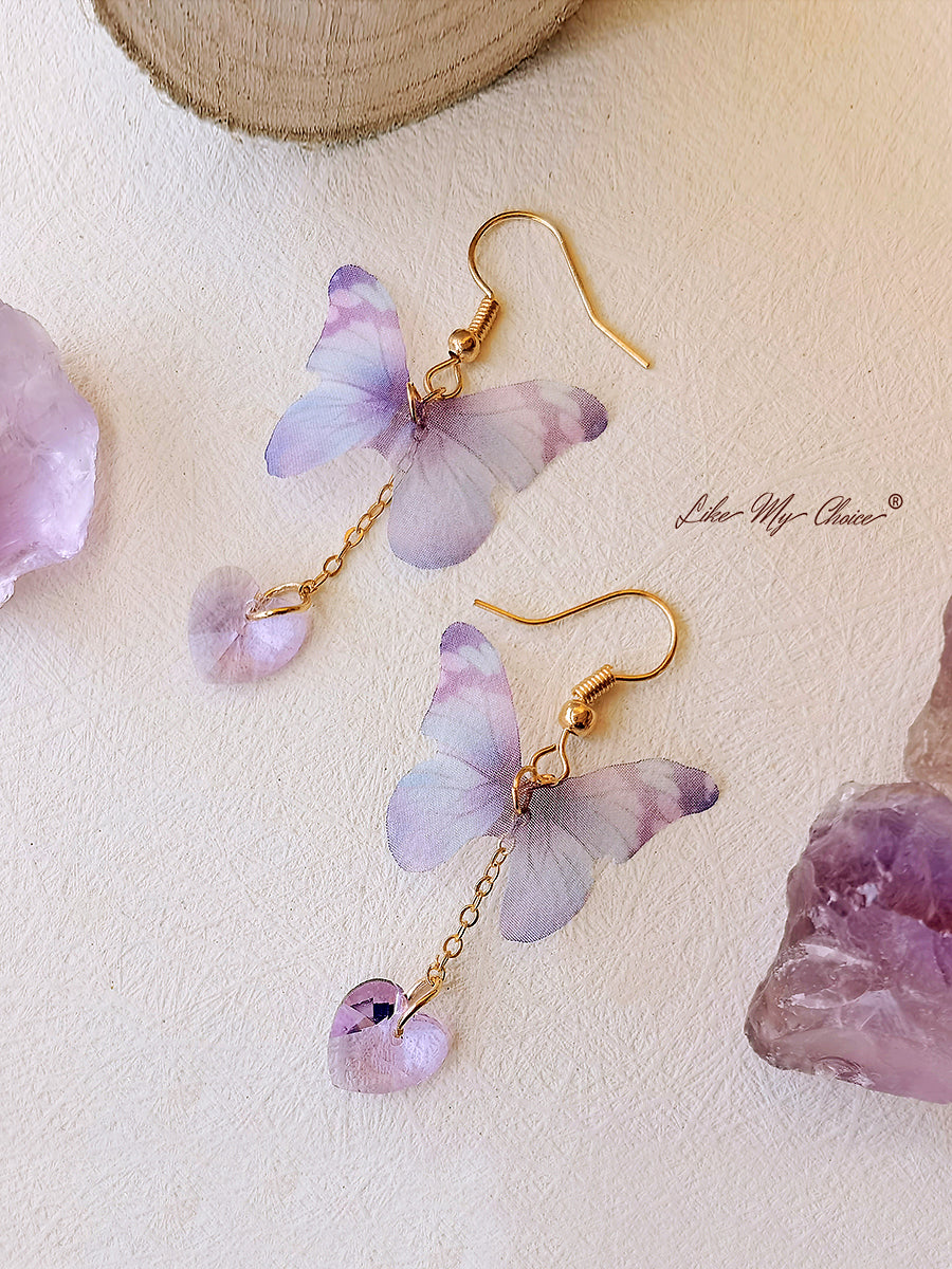 Pendientes colgantes con gemas de corazón y mariposa morada