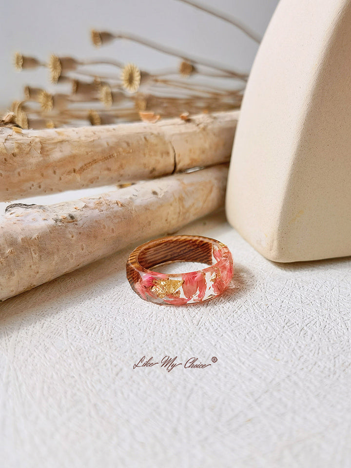 Handmade Dried Flower Inlaid Resin Ring-Gold foil