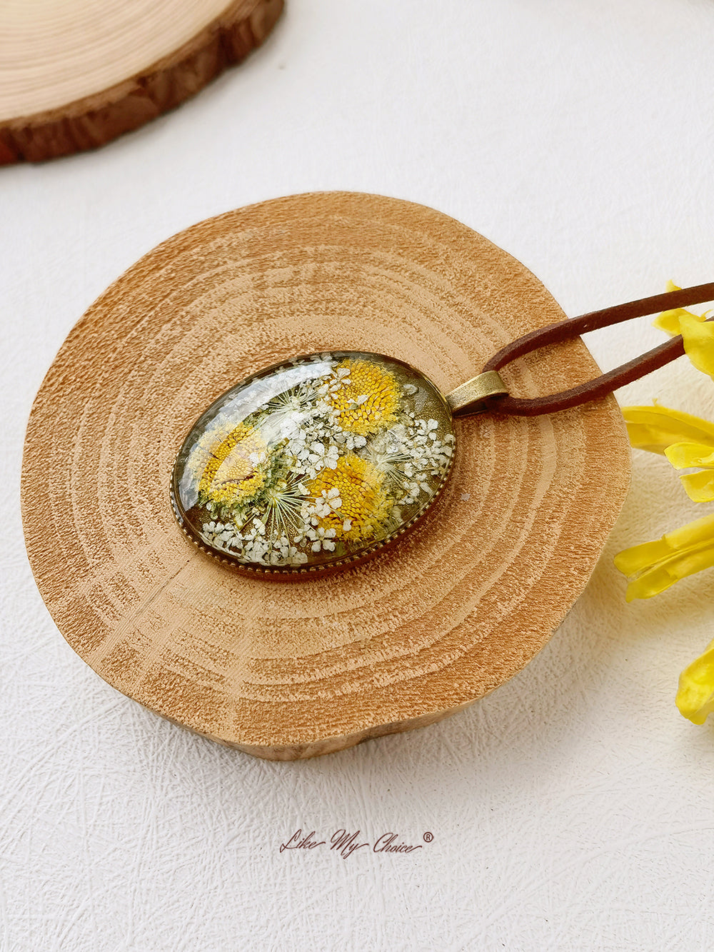 Colar de flores secas Van Gogh Girassol com pingente de flor preservada