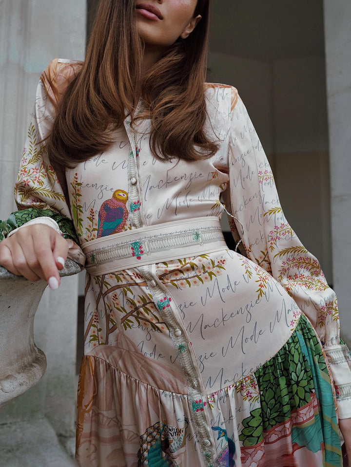 ชุดเดรส Midi Dress แขนโคมไฟสไตล์พระราชวังพิมพ์ลายซาตินที่สวยงาม