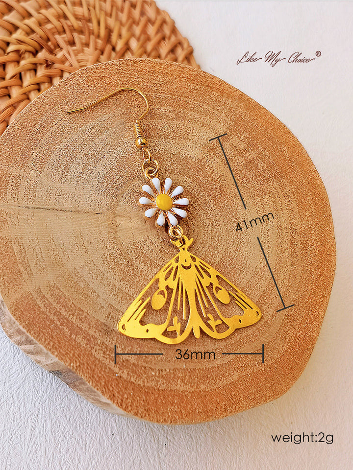 Daisy Gold Hollow Butterfly Drop -korvakorut