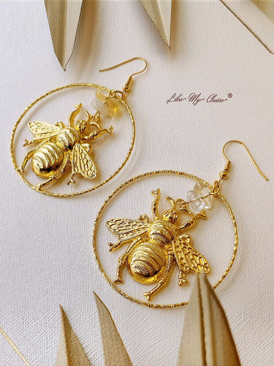 Goldene Bienen-Ohrringe aus natürlichem Kristall