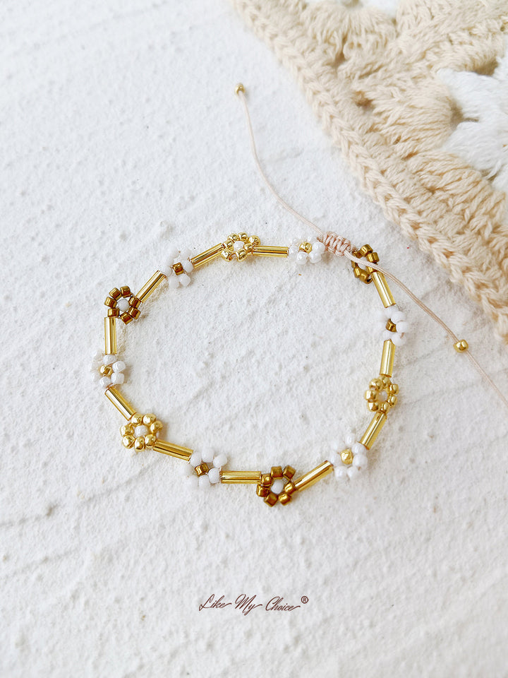 Adjustable Drawstring Beaded Bracelet Gold Daisy