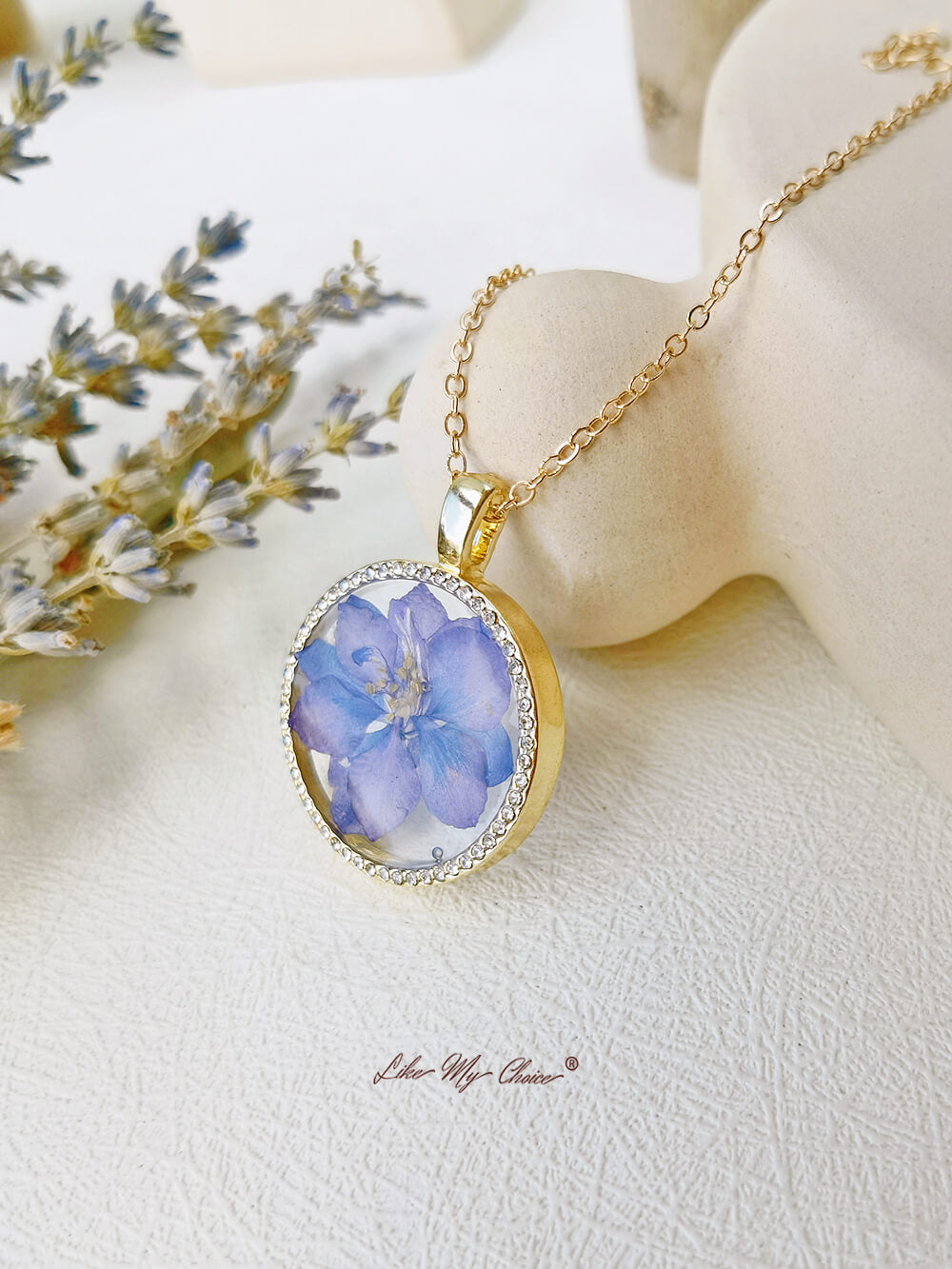 Violets Pressed Flower Resin Round Crystal Pendant  Necklace