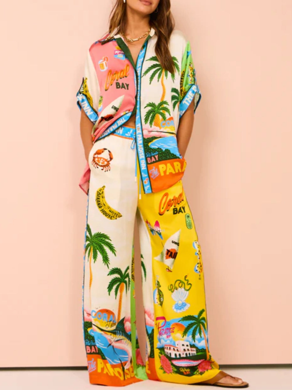 ชุดทูพีซพิมพ์ลายสไตล์ฤดูร้อนของ Sunny Beach - เสื้อตัวบน