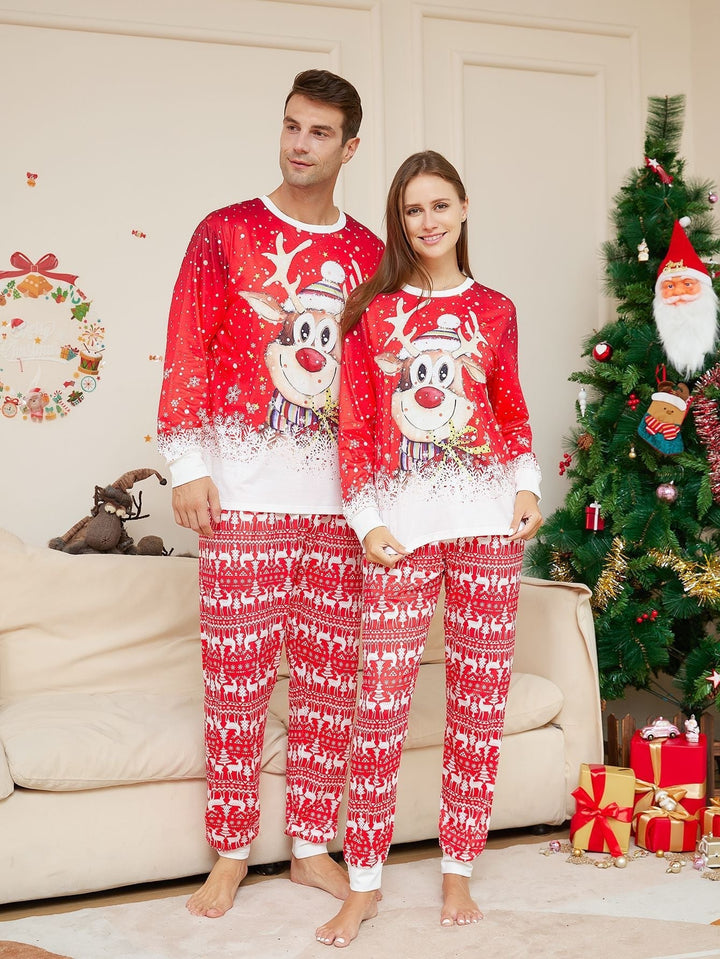 Snow Elk familiematchende pyjamas (med kjæledyr)
