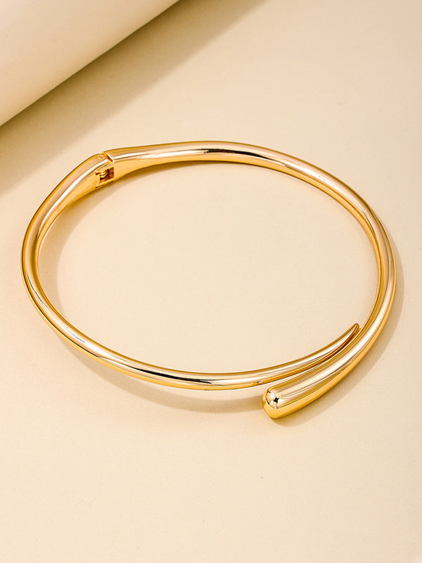 Collar brillante del anillo geométrico del metal simple de moda