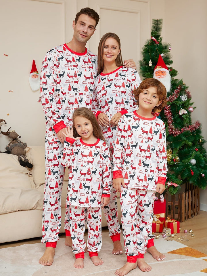 Set pigiama coordinato con stampa di cervi natalizi