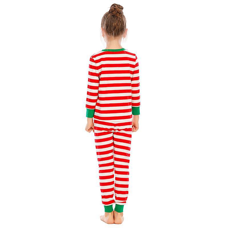 Rot-weiß gestreiftes Pyjama-Set mit grünem Kragen und passendem Familien-Pyjama-Set