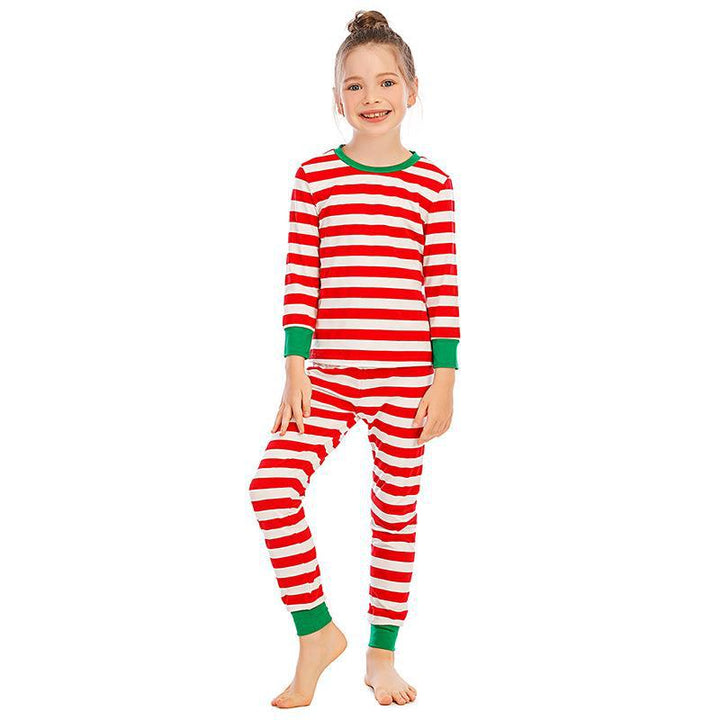 Rot-weiß gestreiftes Pyjama-Set mit grünem Kragen und passendem Familien-Pyjama-Set