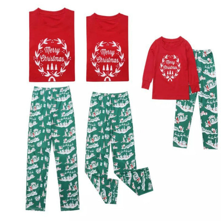 Set di pigiami coordinati con ghirlande natalizie