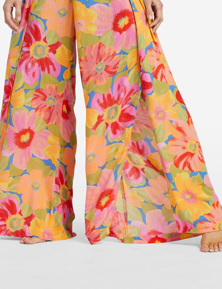 Pantalones florales de espíritu dividido