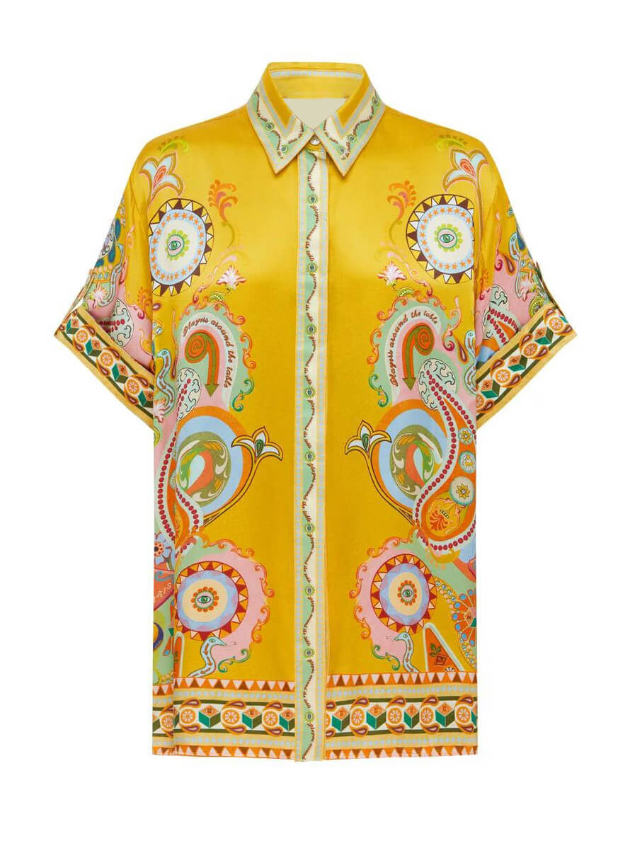เสื้อเชิ้ตโอเวอร์ไซส์พิมพ์ลายดอกมะม่วงหิมพานต์ที่มีเอกลักษณ์เฉพาะตัวด้วยผ้าซาติน